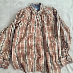 Columbia long sleeve button down shirt